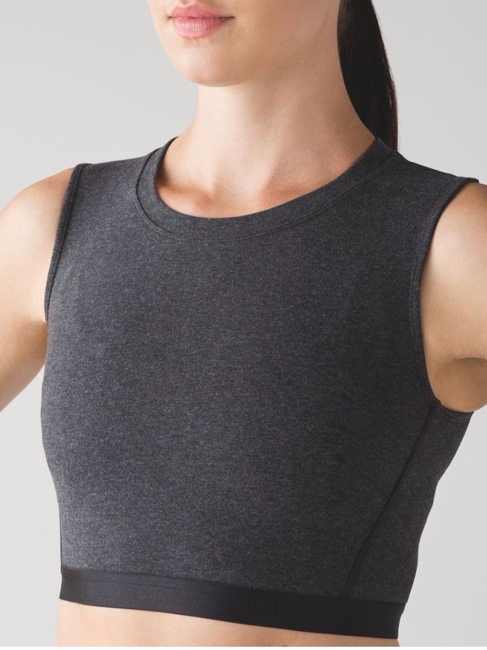 Lululemon soulful Women's Cropped Tank Top weathered gray no size tag size 6/8